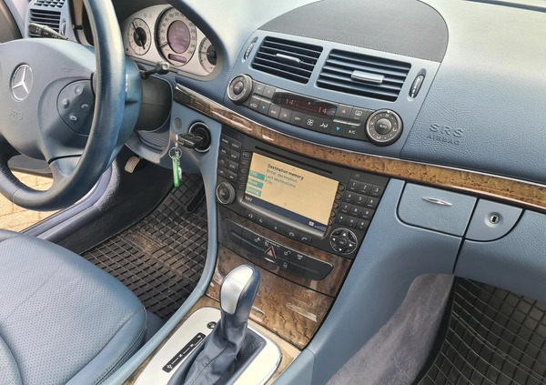 Mercedes-Benz Klasa E cena 31300 przebieg: 284000, rok produkcji 2006 z Świdnik małe 121